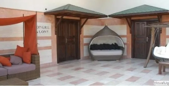 Üdülőközpont Thermal & Emet