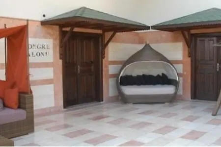 Resort Thermal & Emet